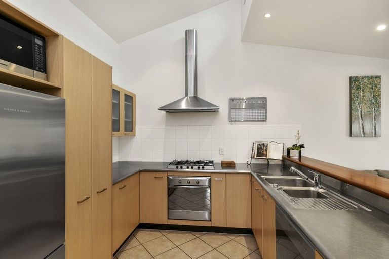 Photo of property in 3 Wadestown Road, Wadestown, Wellington, 6012