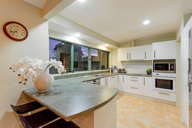 Photo of property in 15 Brookdale Road, Paremoremo, Albany, 0793