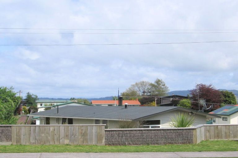 Photo of property in 31 Sunset Street, Hilltop, Taupo, 3330