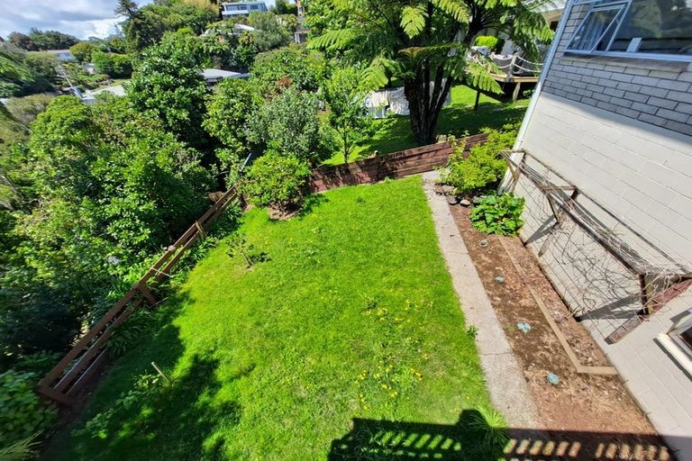 Photo of property in 10 Te Mara Place, Merrilands, New Plymouth, 4312