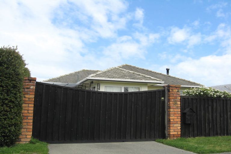 Photo of property in 8 Keats Crescent, Stoke, Nelson, 7011