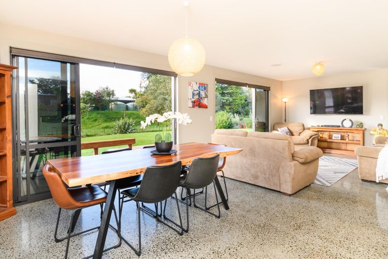Photo of property in 49 Parrs Road, Bunnythorpe, Palmerston North, 4470