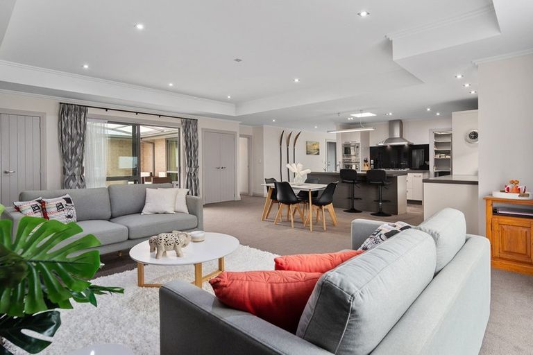 Photo of property in 1 Laura Avenue, Ohauiti, Tauranga, 3112