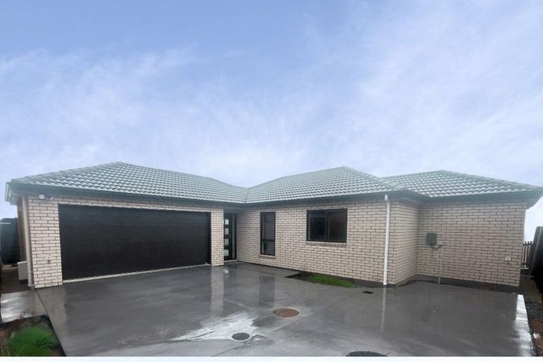 Photo of property in 54 Scenic Rise, Rototuna North, 3281