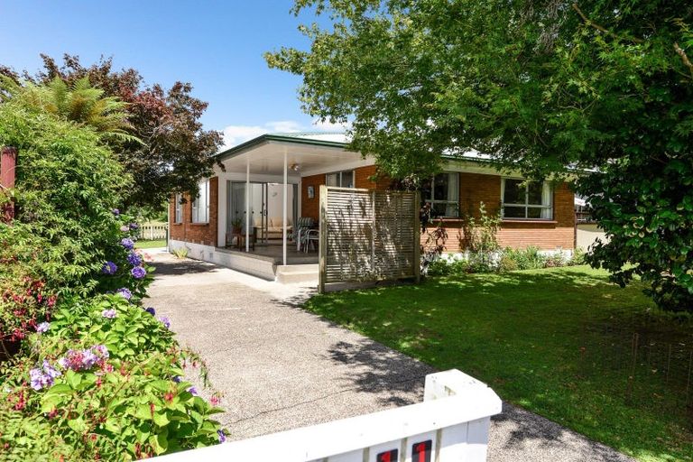 Photo of property in 11 Fiona Place, Dinsdale, Hamilton, 3204