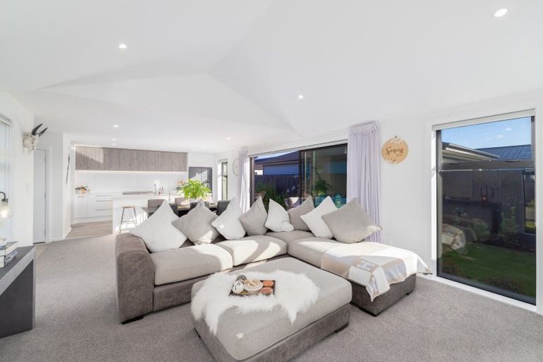 Photo of property in 8 Mackinnon Street, Marshland, 8083