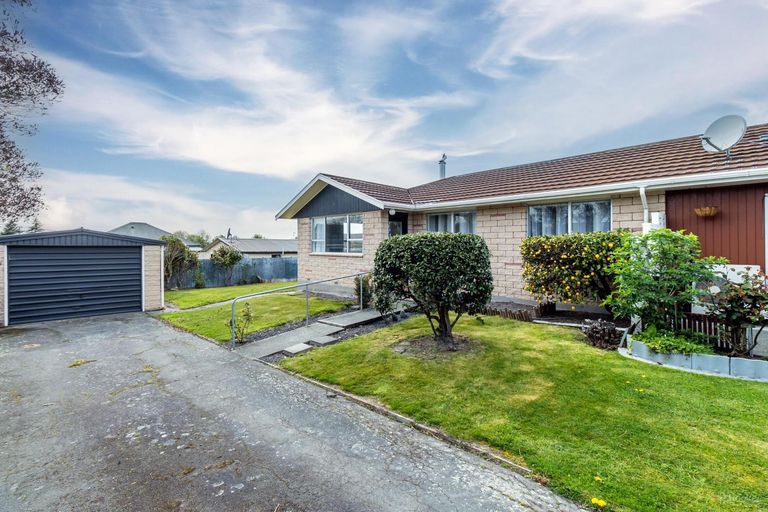 Photo of property in 3/39 Gleniti Road, Gleniti, Timaru, 7910