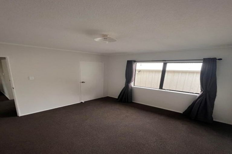 Photo of property in 100 Gillespies Road, Birchville, Upper Hutt, 5018