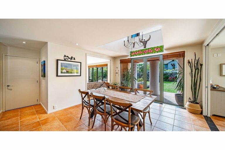 Photo of property in 16 Ridgewood Place, Shirley, Christchurch, 8061