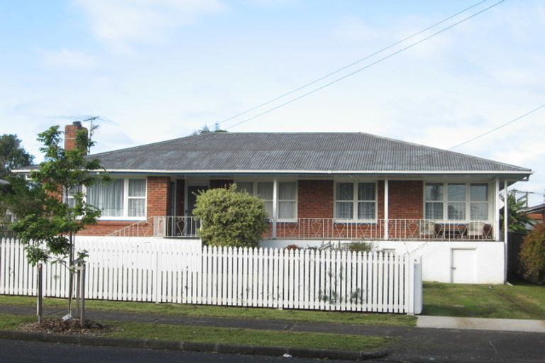 Photo of property in 41 Puriri Road, Manurewa, Auckland, 2102