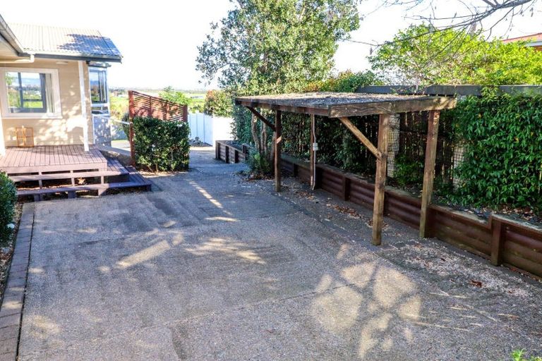 Photo of property in 208 Waikiekie Road, Thames, 3500