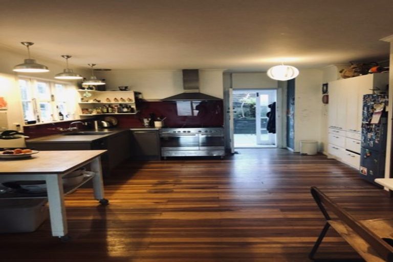 Photo of property in 4 Auckland Terrace, Melrose, Wellington, 6023