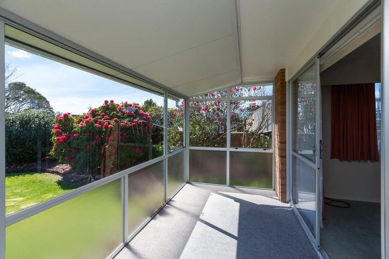 Photo of property in 14 Truby King Street, Merrilands, New Plymouth, 4312