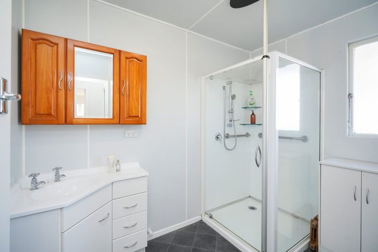 Photo of property in 161 Inglewood Road, Newfield, Invercargill, 9812