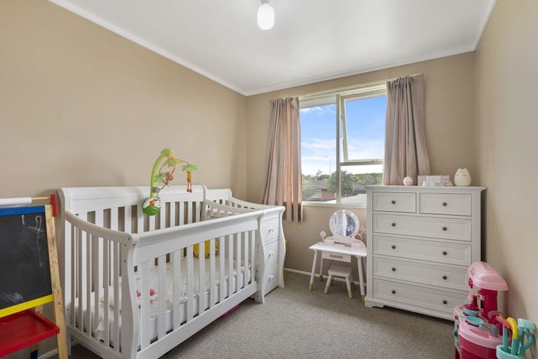 Photo of property in 93 Crawford Avenue, Mangere Bridge, Auckland, 2022