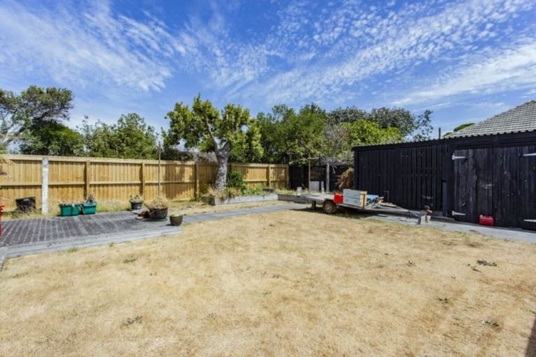 Photo of property in 340 Marine Parade, New Brighton, Christchurch, 8061