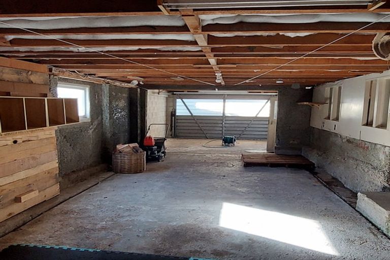 Photo of property in 225 Pine Hill Road, Dalmore, Dunedin, 9010