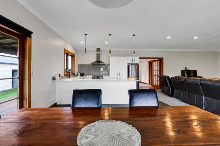 Photo of property in 206 Smart Road, Hillsborough, New Plymouth, 4372