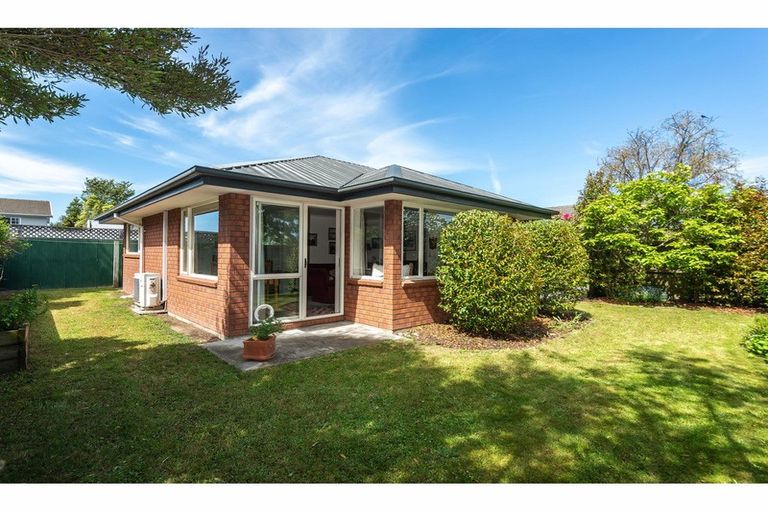 Photo of property in 14 Roslyn Avenue, Mairehau, Christchurch, 8052