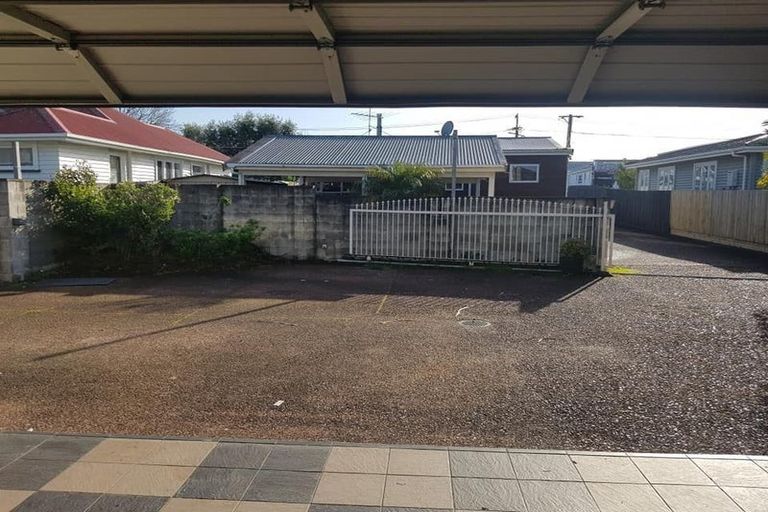 Photo of property in 215a Marua Road, Mount Wellington, Auckland, 1051
