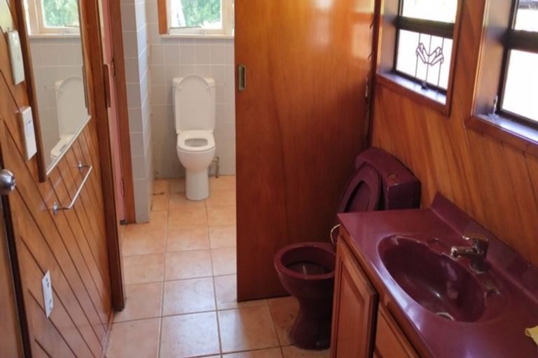 Photo of property in 25 Diana Drive, Glenfield, Auckland, 0627