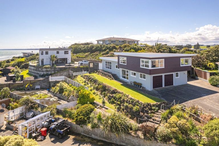 Photo of property in 8 Kapiti Terrace, Castlecliff, Whanganui, 4501