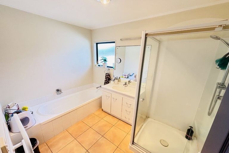 Photo of property in 23a Grove Road, Papakura, 2110