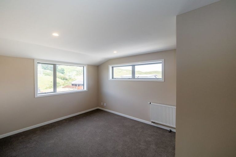 Photo of property in 165 Amesbury Drive, Churton Park, Wellington, 6037