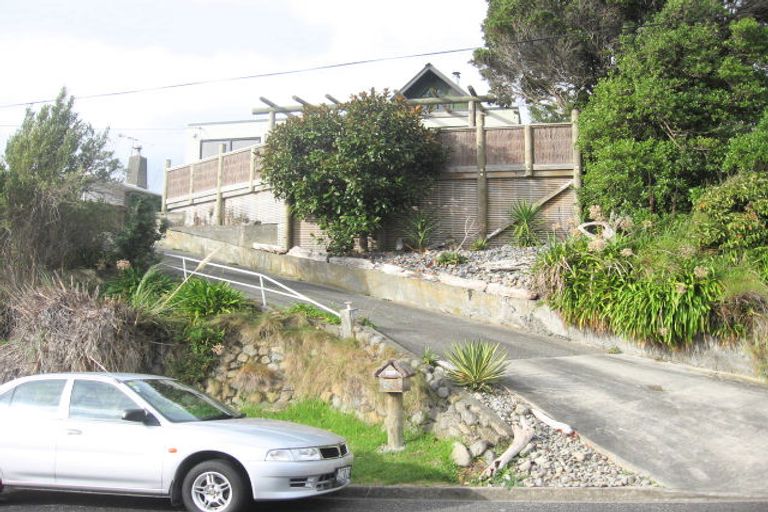 Photo of property in 60 Glen Road, Raumati South, Paraparaumu, 5032
