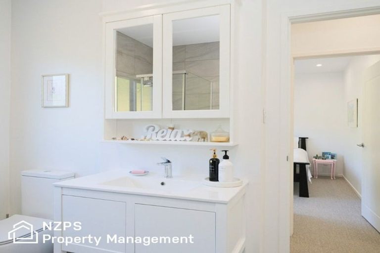 Photo of property in 34 Seaview Terrace, Kew, Dunedin, 9012