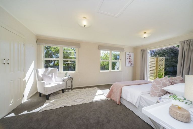 Photo of property in 25 Wincanton Place, Awapuni, Palmerston North, 4412
