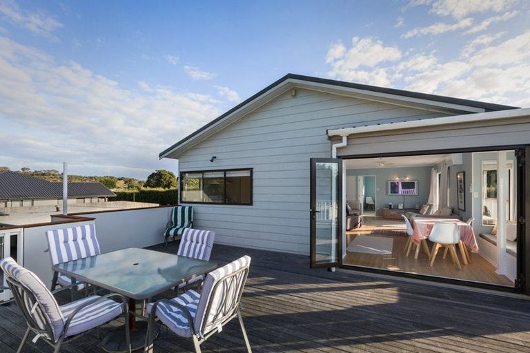 Photo of property in 439 Seaforth Road, Bowentown, Waihi Beach, 3177