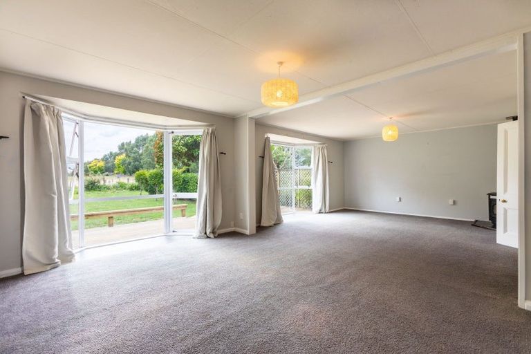 Photo of property in 21 Bevan Street, Woodville, 4920