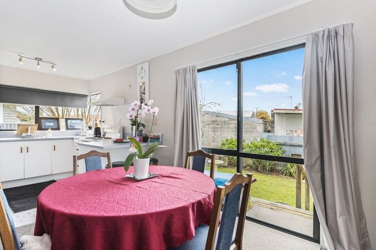 Photo of property in 12b Macdonald Road, Glenview, Hamilton, 3206