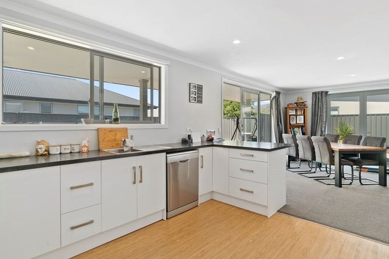 Photo of property in 17 Stowell Drive, Cromwell, 9310