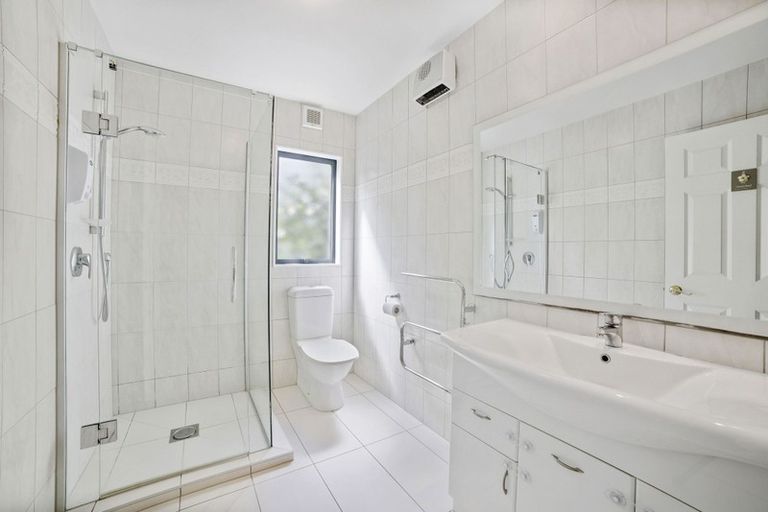 Photo of property in 20 Endeavour Drive, Whitby, Porirua, 5024