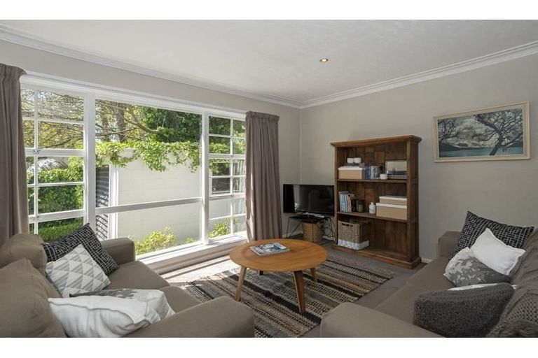 Photo of property in 2/36 Tomes Road, St Albans, Christchurch, 8052