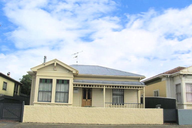 Photo of property in 25 Bolton Street, Petone, Lower Hutt, 5012