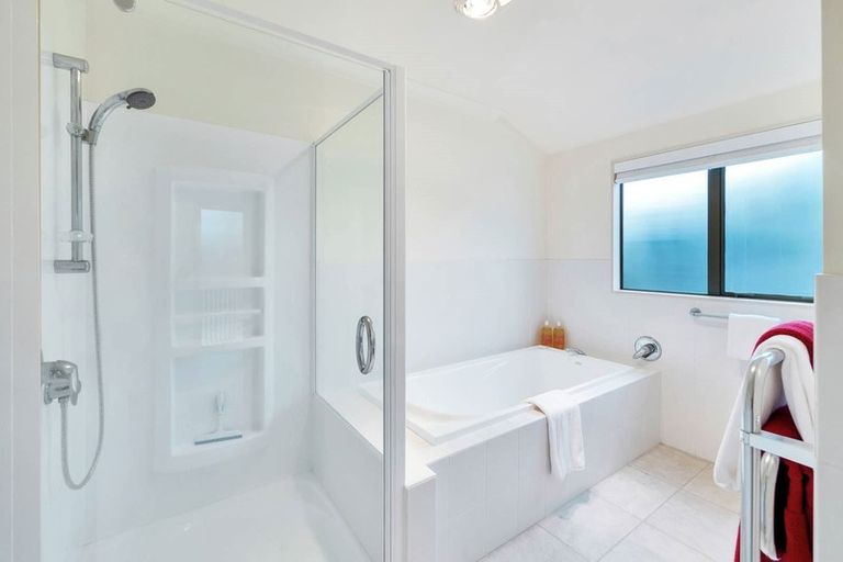 Photo of property in 44 Governor Grey Road, Snells Beach, 0920