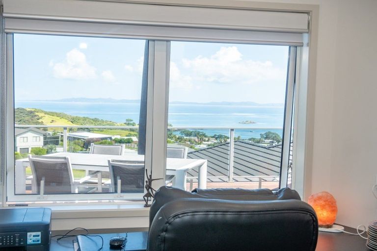 Photo of property in 11 Midgard Road, Coopers Beach, 0420