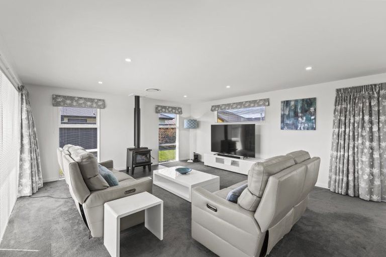 Photo of property in 10 Russell Lilley Drive, Rolleston, 7614