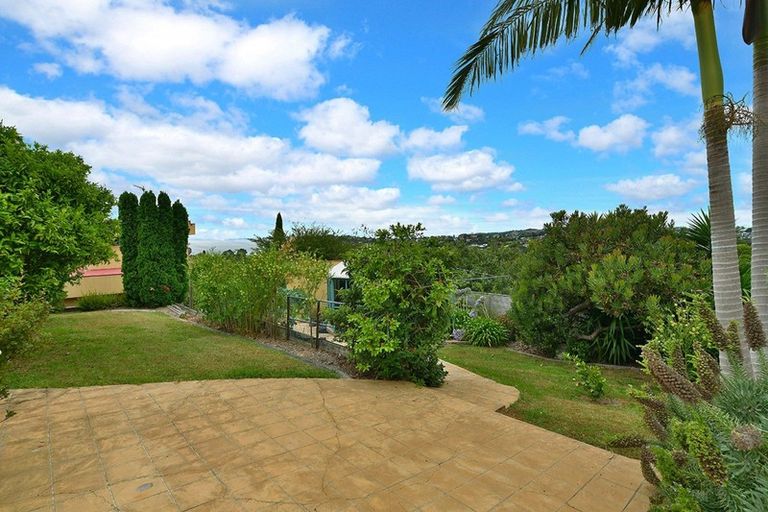 Photo of property in 35 Totara Road, Stanmore Bay, Whangaparaoa, 0932