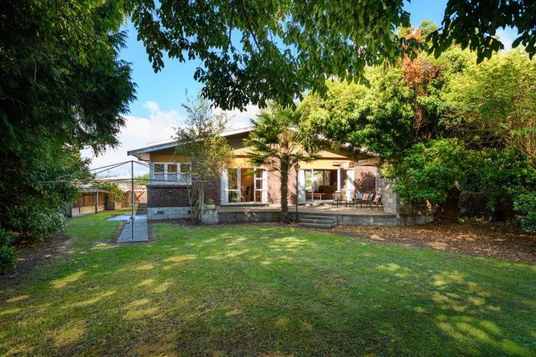Photo of property in 18a Campbell Street, Feilding, 4702