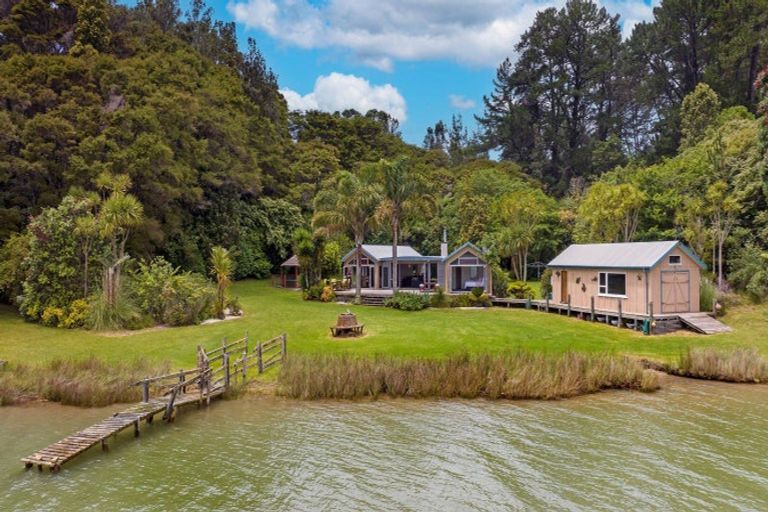 Photo of property in 1 Ohakana Island, Ohakana Island, Whakatane, 3198