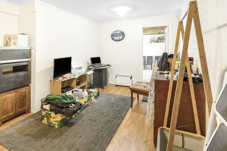 Photo of property in 94 Main Road, Tirau, 3410