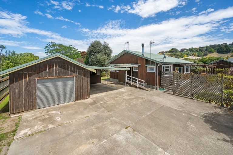 Photo of property in 24 Church Road, Taradale, Napier, 4112