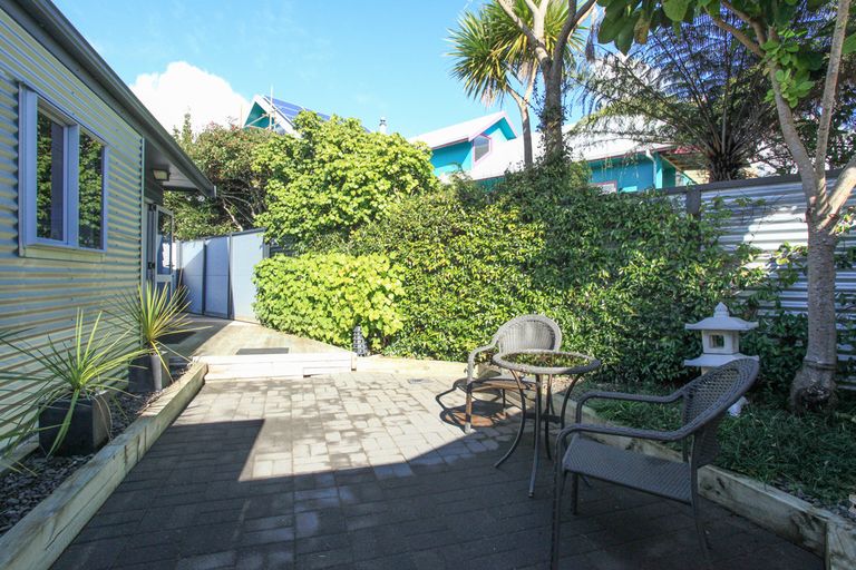 Photo of property in 15 Bay View Road, Raglan, 3225