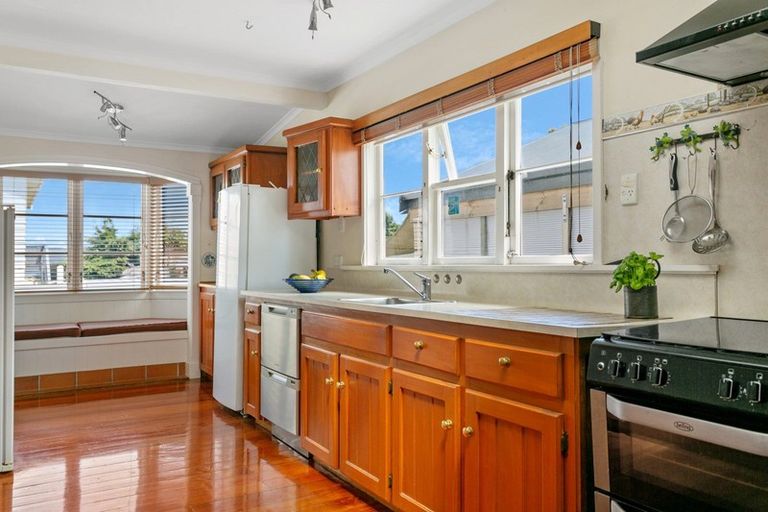 Photo of property in 44 Mere Road, Taupo, 3330