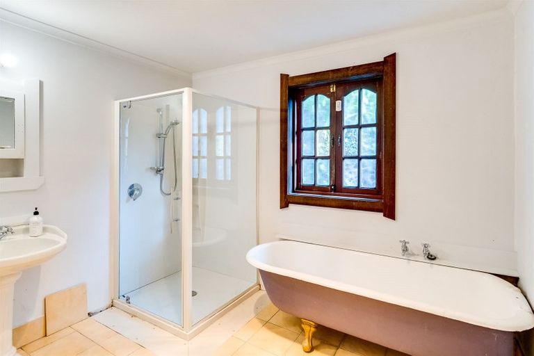 Photo of property in 126a Shakespeare Road, Bluff Hill, Napier, 4110