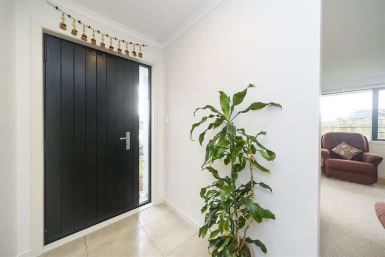 Photo of property in 15 Varsity Heights, Fitzherbert, Palmerston North, 4410